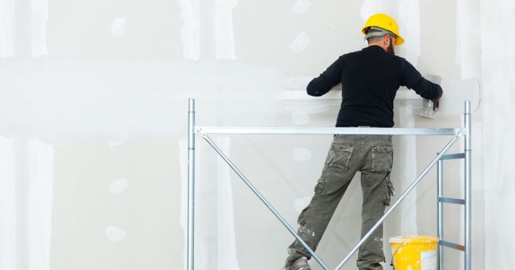 Como Entender Rachaduras no Gesso em Uberaba: 4 Dicas Úteis capa gesso em Uberaba